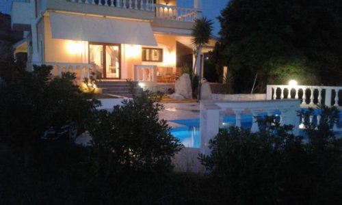 picture villa rita night view