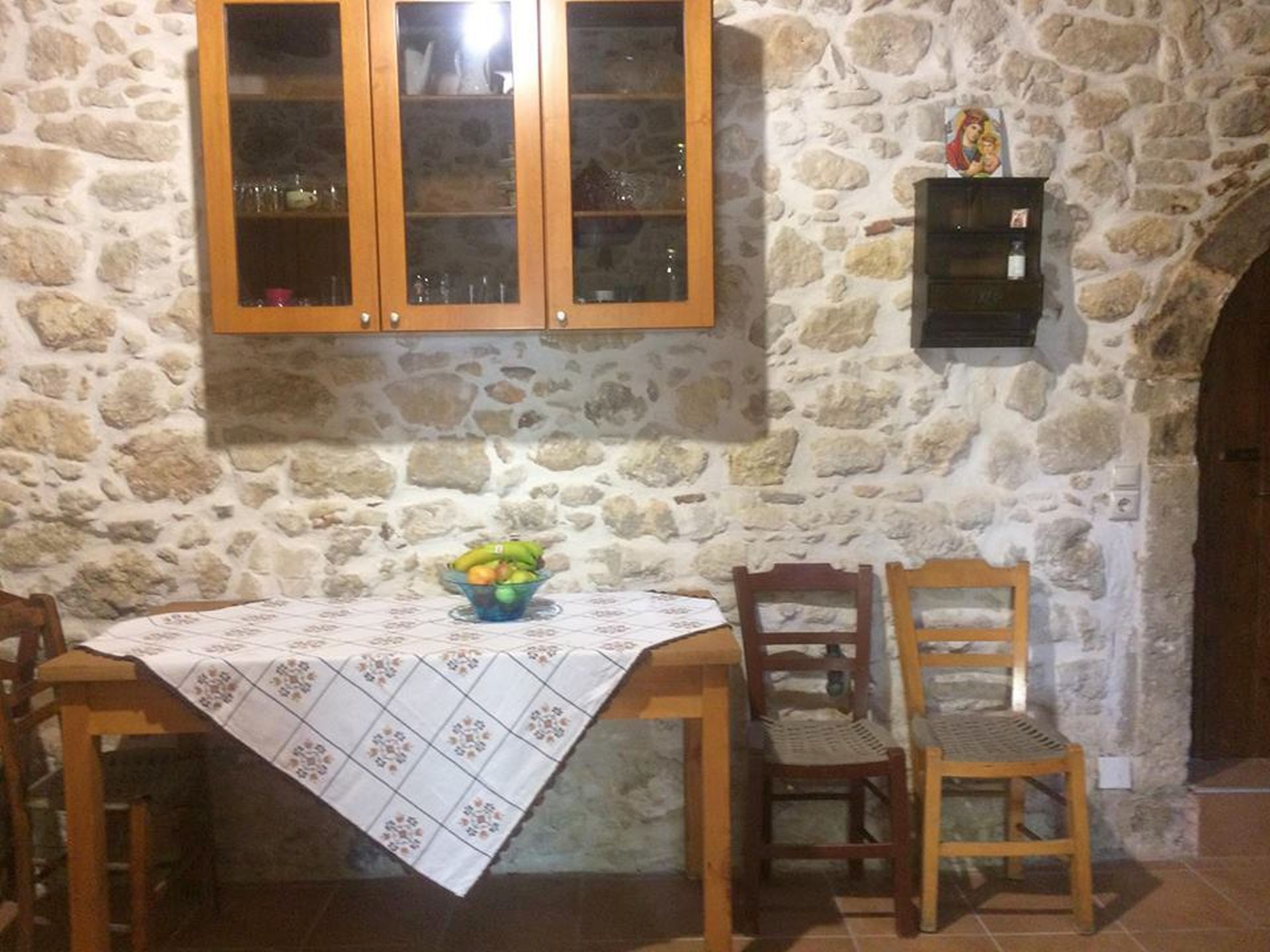 picture veisakis kitchen