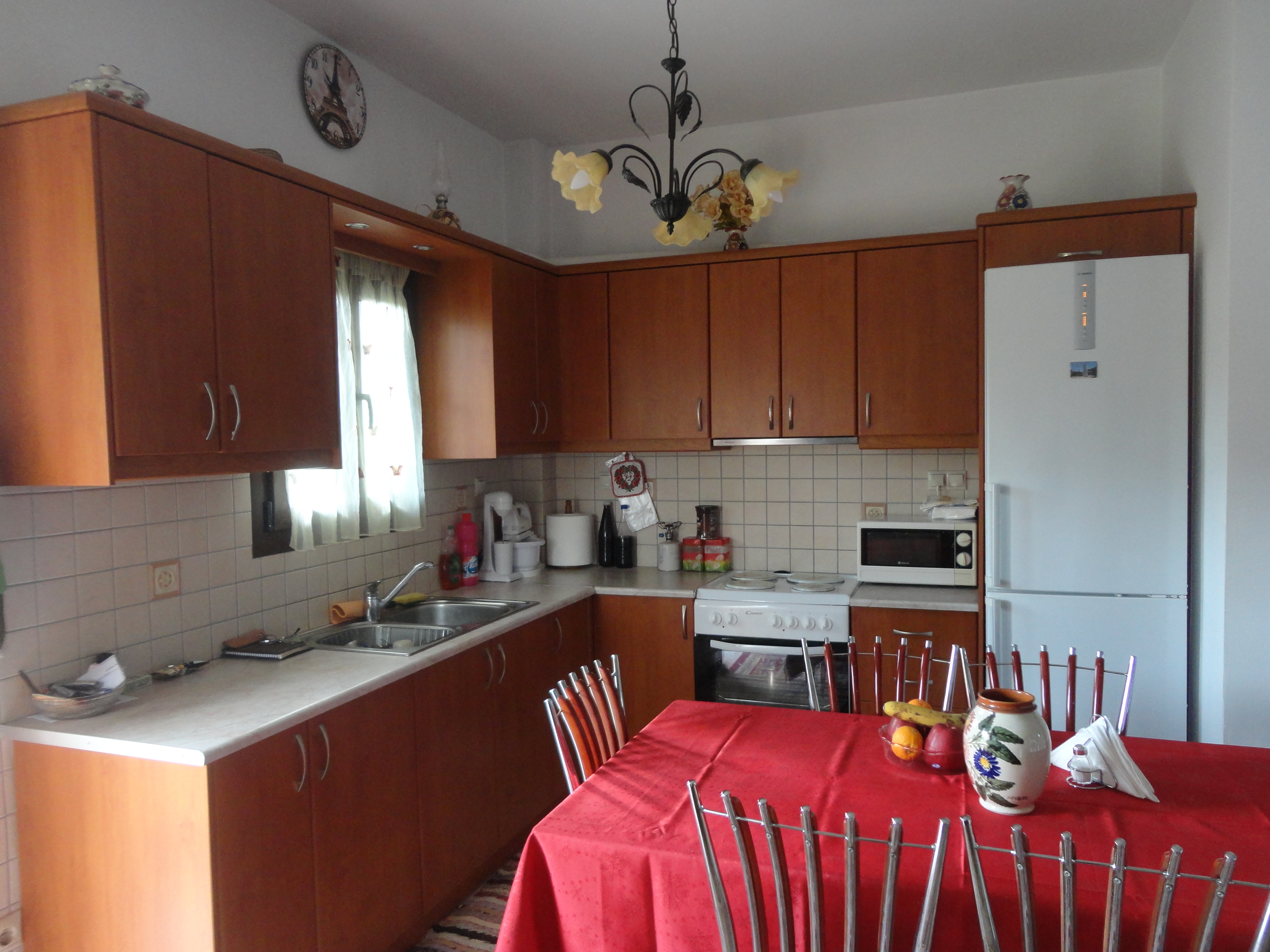 picture eleni kitchen