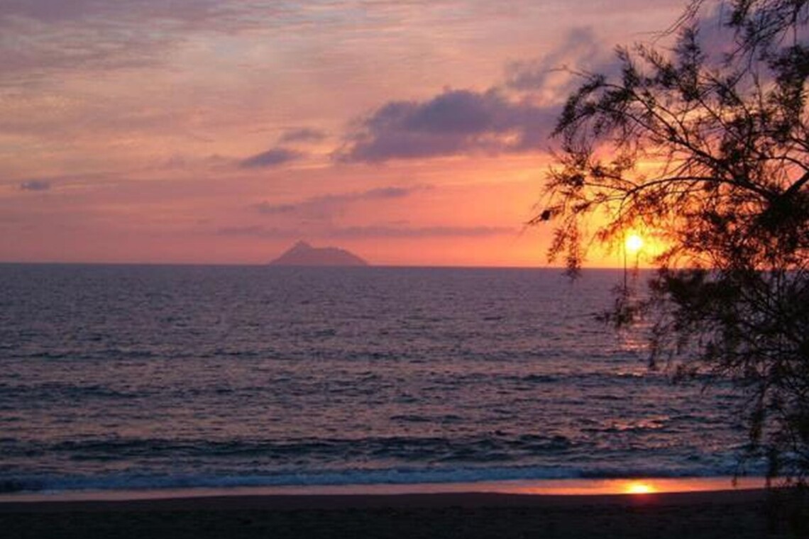 Stunning sunset over the Libyan Sea at Sunset Holiday Home, Neo Kalamaki